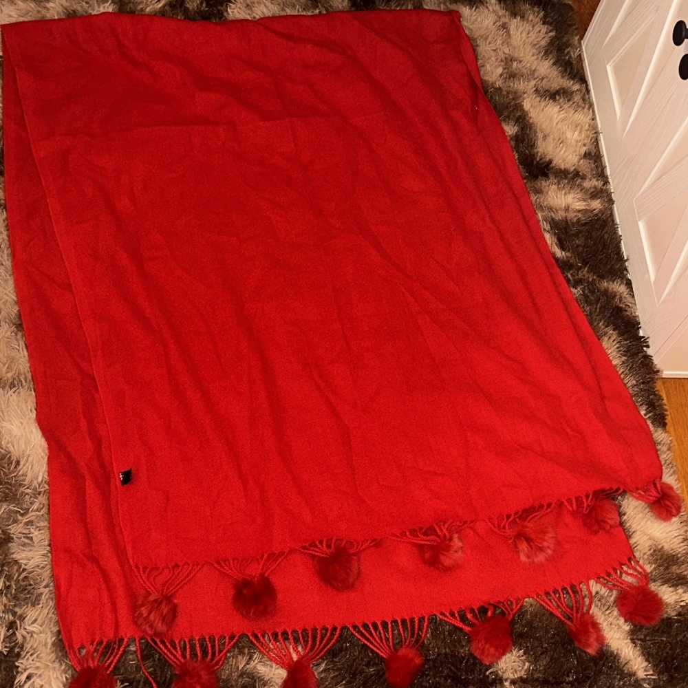Cashmere - Picture 2 of 4